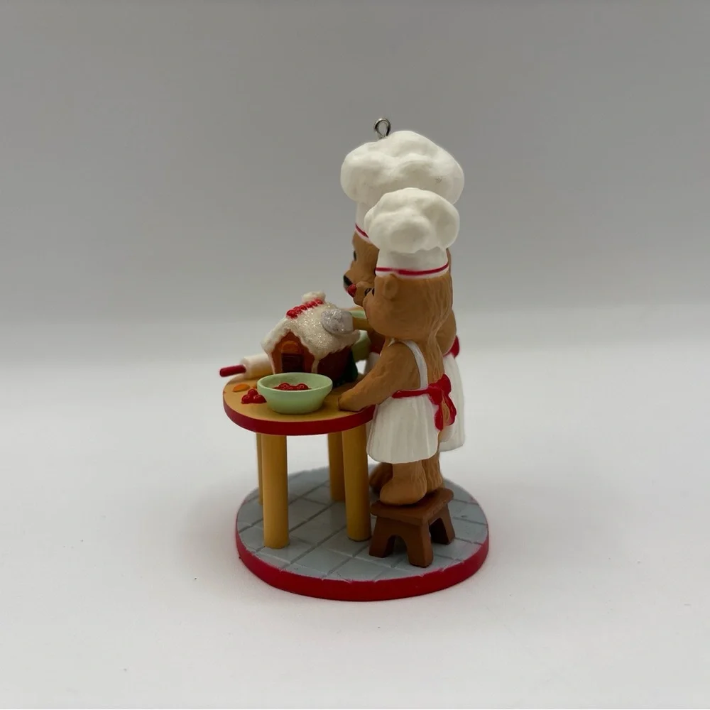 Hallmark Keepsake Ornament 2013 Busy Bakers Christmas Tree Ornament Artist Craft